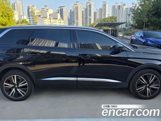 Peugeot 5008 2024 — фото 4
