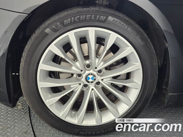 BMW 5 Series 2023 — фото 5