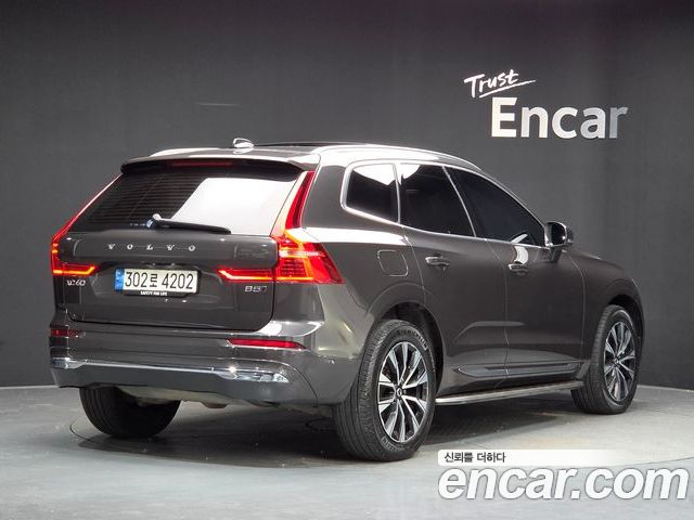 Volvo XC60 2023 — фото 2