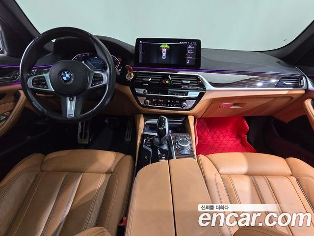 BMW 5 Series 2022 — фото 10