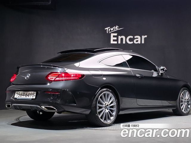 Mercedes-Benz C-Class 2023 — фото 2
