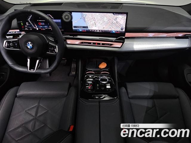 BMW 5 Series 2026 — фото 10