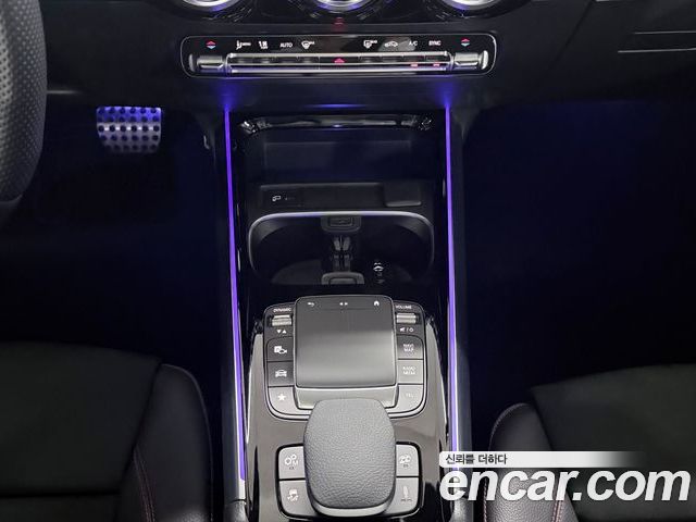 Mercedes-Benz GLA 2022 — фото 9