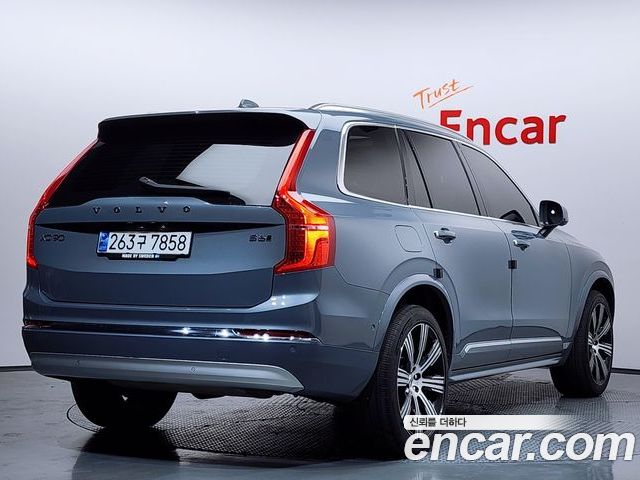 Volvo XC90 2022 — фото 2
