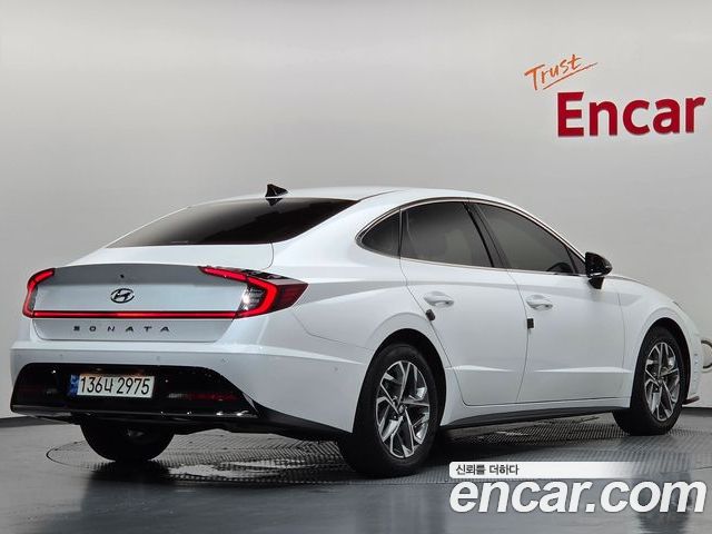 Hyundai Sonata 2022 — фото 2