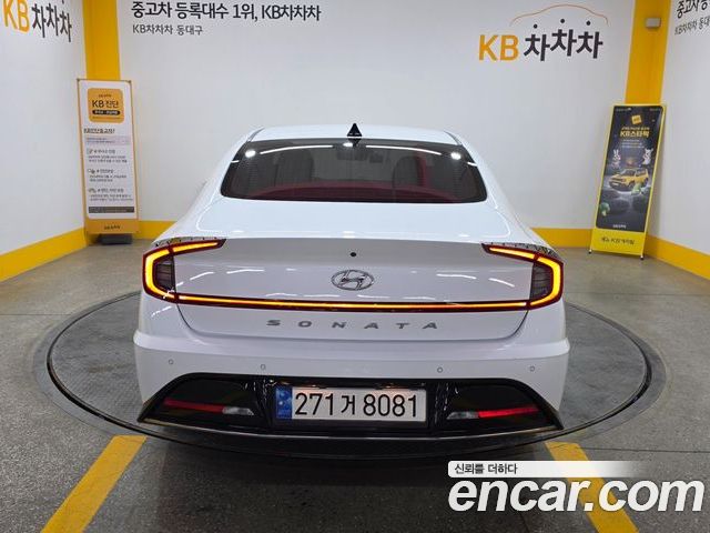Hyundai Sonata 2023 — фото 4