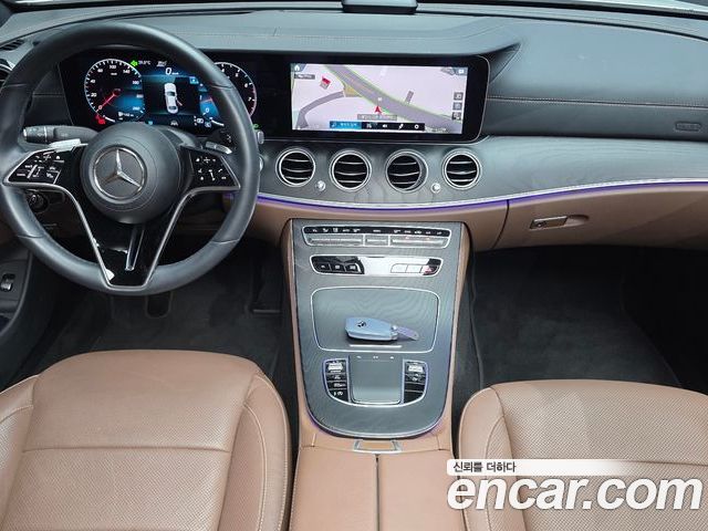 Mercedes-Benz E-Class 2023 — фото 10