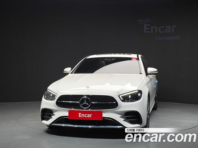 Mercedes-Benz E-Class 2023 — фото 3