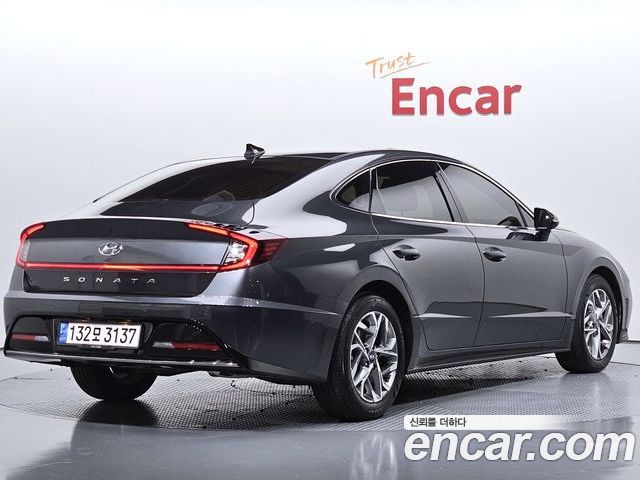 Hyundai Sonata 2022 — фото 2