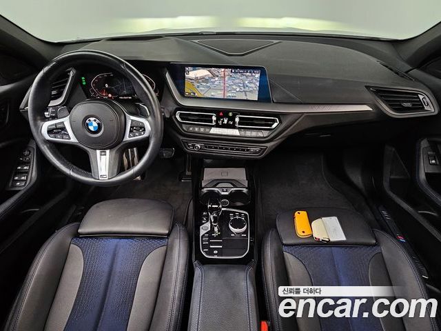 BMW 1 Series 2023 — фото 10