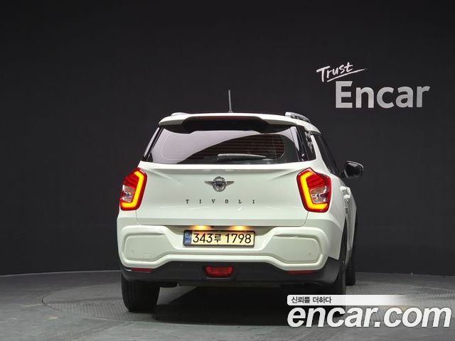 SsangYong Tivoli 2022 — фото 4