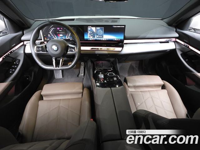 BMW 5 Series 2026 — фото 10