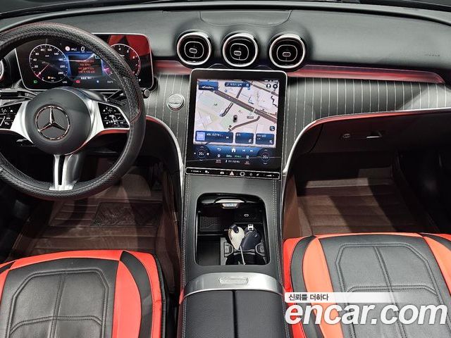 Mercedes-Benz C-Class 2024 — фото 10