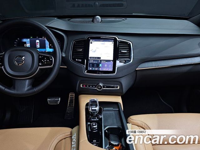 Volvo XC90 2023 — фото 10