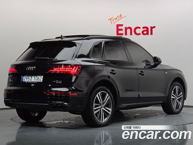 Audi Q5 2023 — фото 2