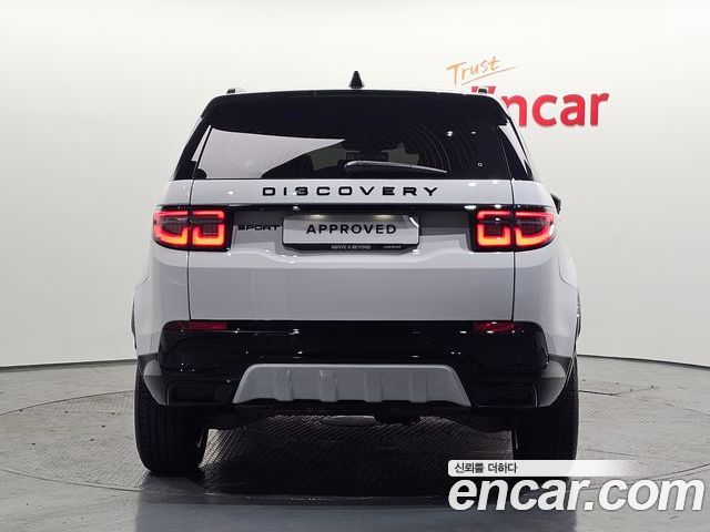 Land Rover Discovery Sport 2024 — фото 6