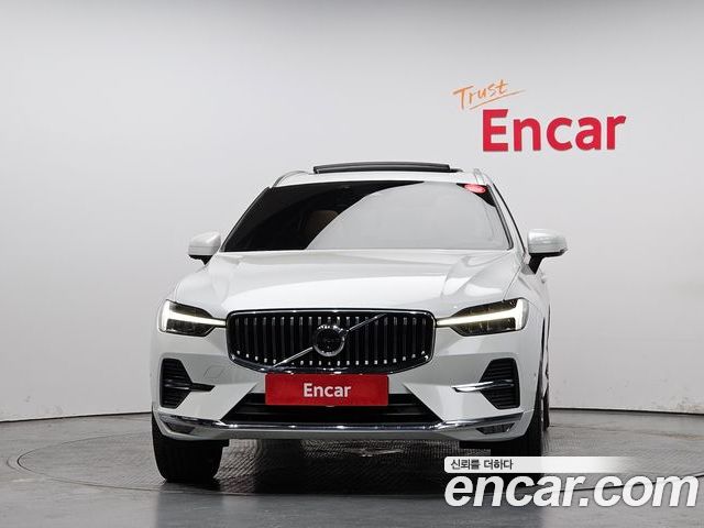 Volvo XC60 2022 — фото 3