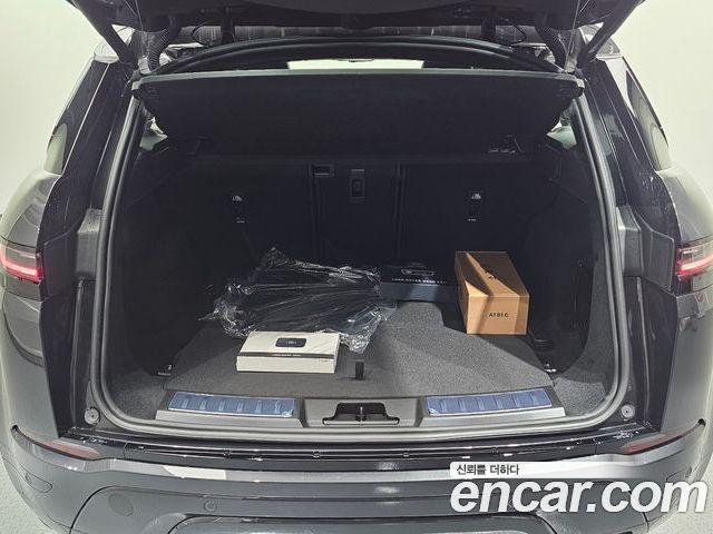 Land Rover Range Rover Evoque 2026 — фото 10