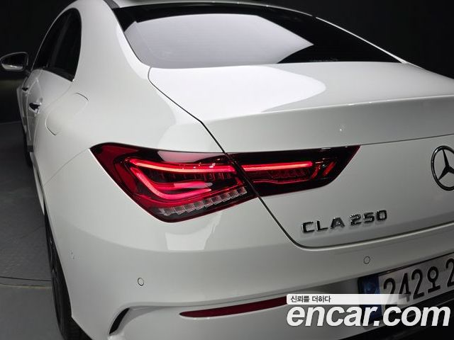 Mercedes-Benz CLA 2023 — фото 9