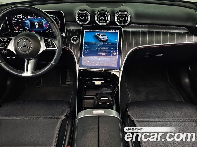 Mercedes-Benz C-Class 2023 — фото 10