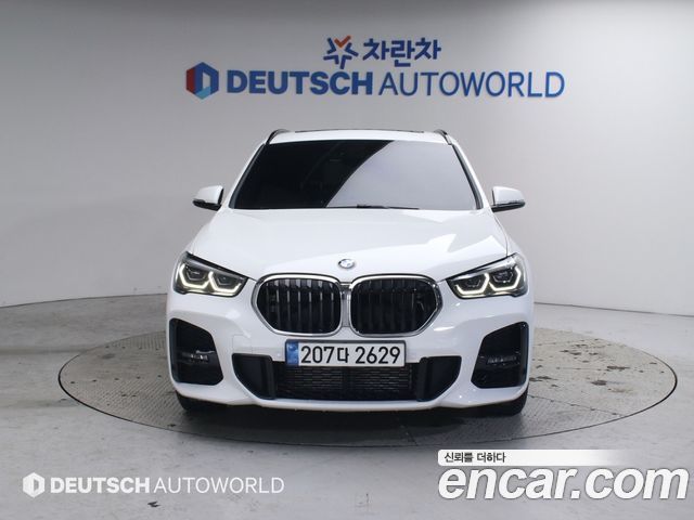 BMW X1 2022 — фото 3