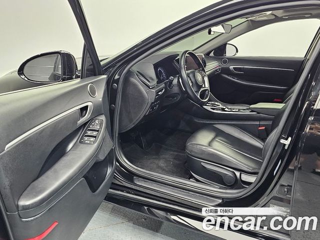 Hyundai Sonata 2022 — фото 10