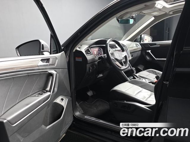 Volkswagen Tiguan 2023 — фото 10