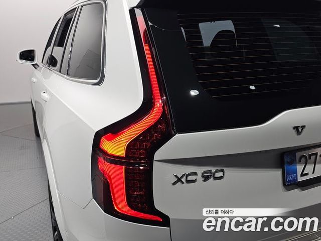 Volvo XC90 2026 — фото 9