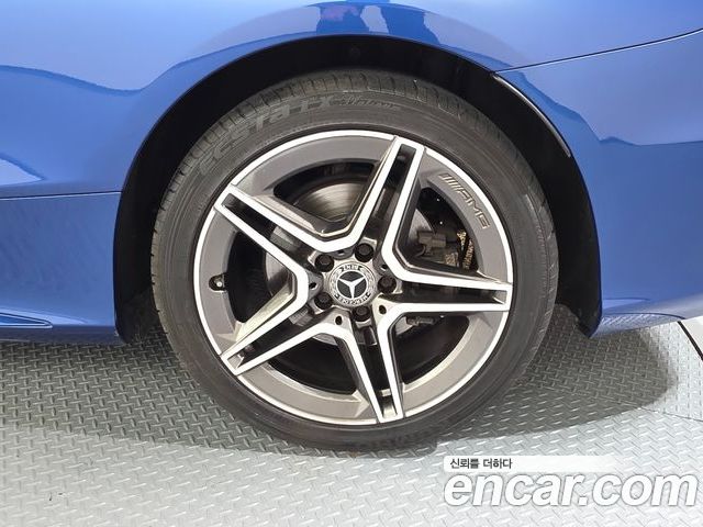 Mercedes-Benz C-Class 2022 — фото 7