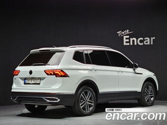 Volkswagen Tiguan 2023 — фото 2