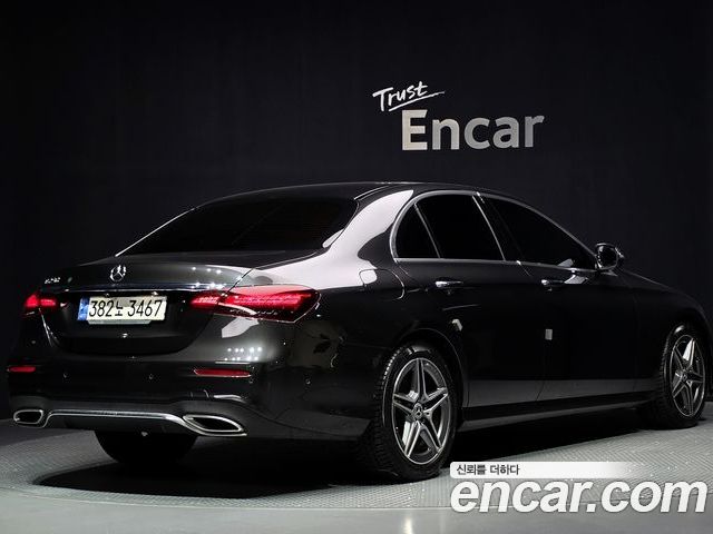 Mercedes-Benz E-Class 2023 — фото 2