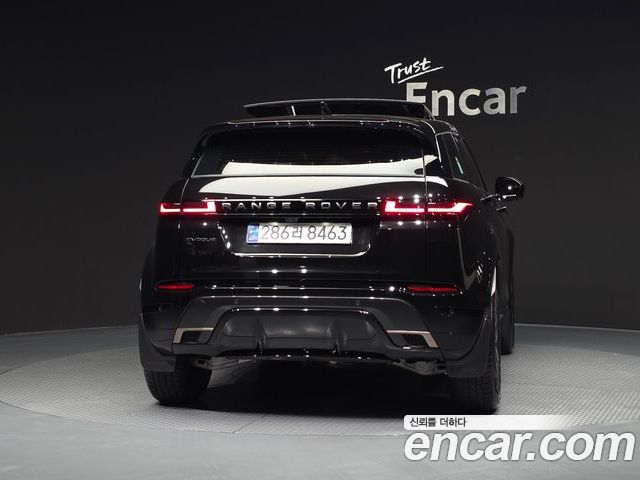 Land Rover Range Rover Evoque 2025 — фото 4