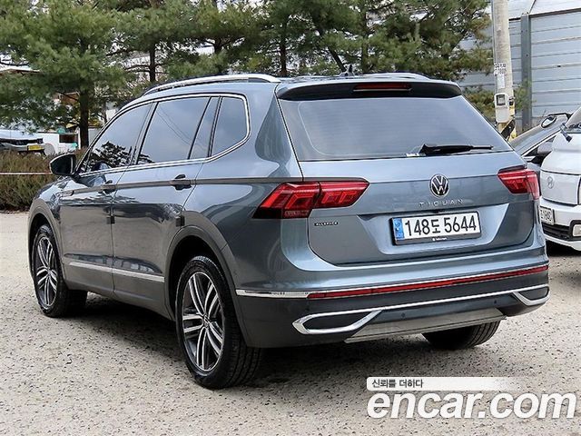 Volkswagen Tiguan 2023 — фото 3