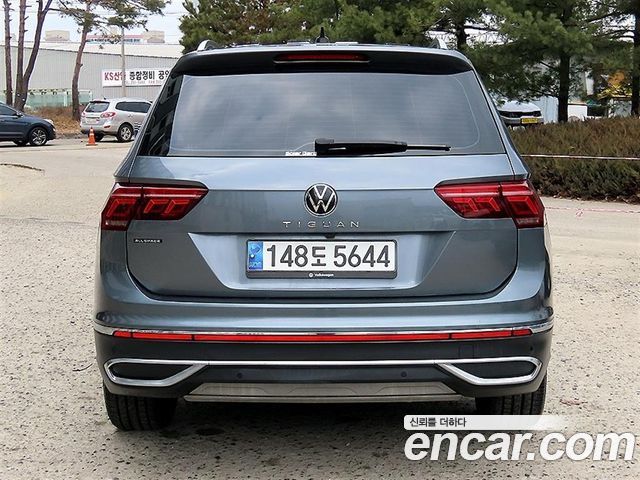 Volkswagen Tiguan 2023 — фото 4