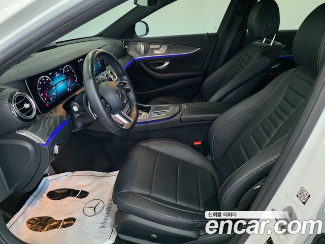 Mercedes-Benz E-Class 2022 — фото 10