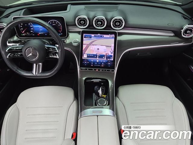 Mercedes-Benz C-Class 2023 — фото 10
