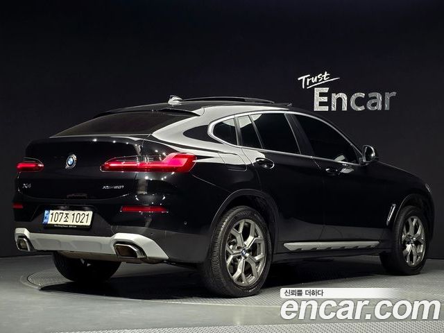 BMW X4 2022 — фото 2