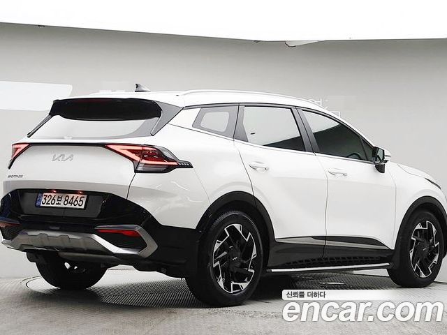 Kia Sportage 2023 — фото 4