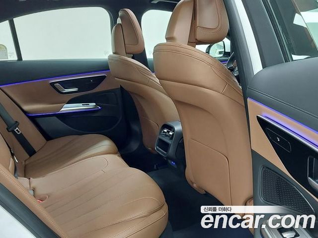 Mercedes-Benz E-Class 2026 — фото 10