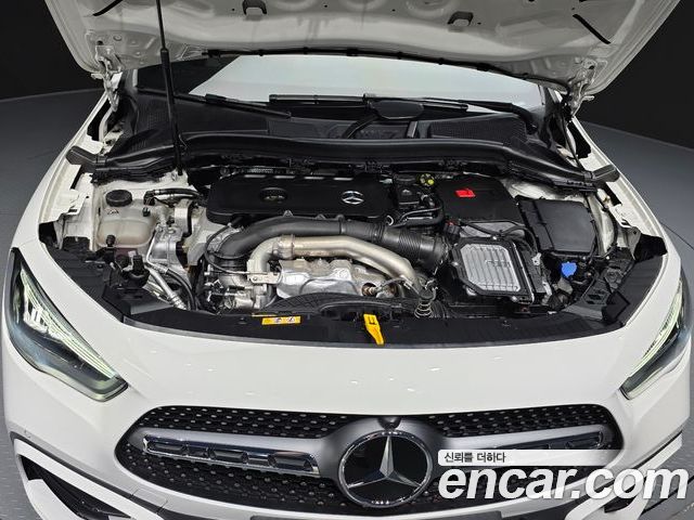 Mercedes-Benz GLA 2025 — фото 6
