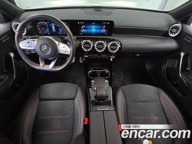 Mercedes-Benz A-Class 2022 — фото 10