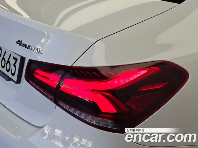Mercedes-Benz A-Class 2022 — фото 9