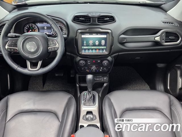 Jeep Renegade 2022 — фото 10