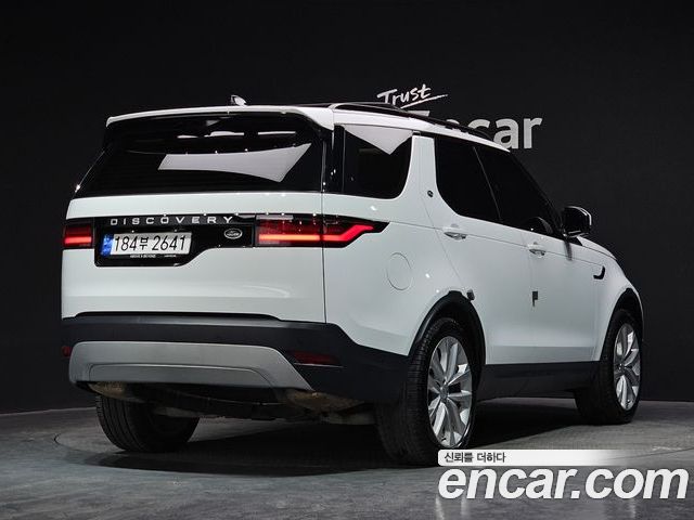 Land Rover Discovery 2023 — фото 2