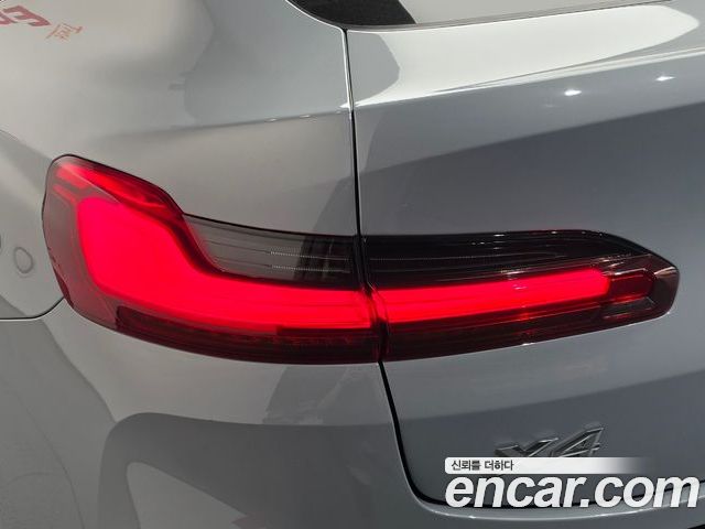 BMW X4 2023 — фото 9