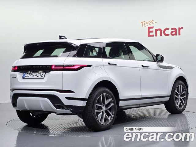 Land Rover Range Rover Evoque 2026 — фото 2