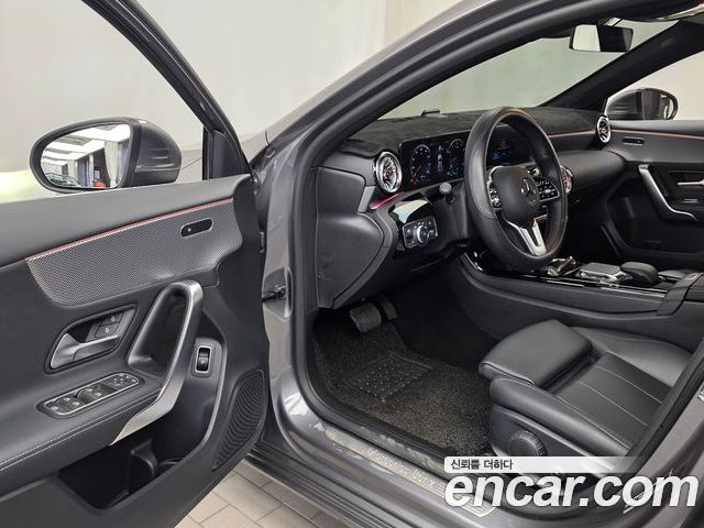 Mercedes-Benz A-Class 2022 — фото 10