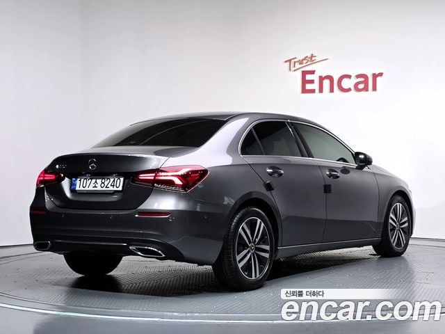 Mercedes-Benz A-Class 2022 — фото 2