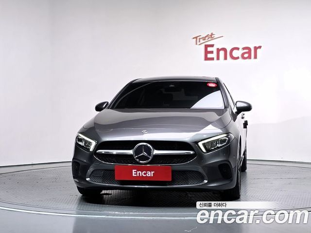Mercedes-Benz A-Class 2022 — фото 3