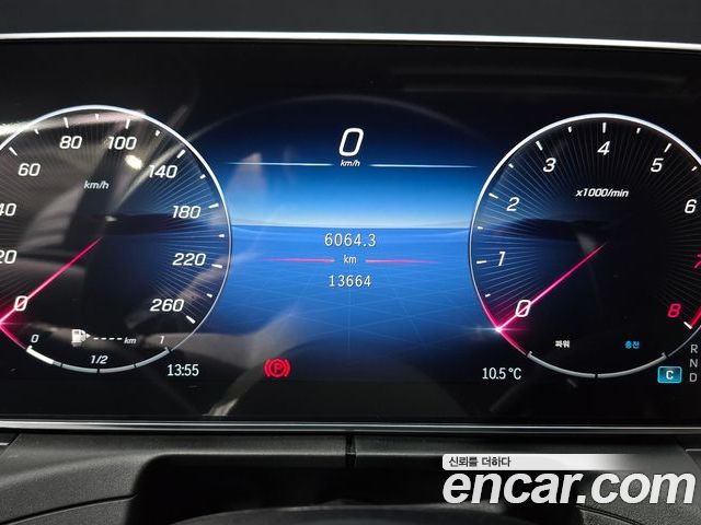 Mercedes-Benz C-Class 2023 — фото 8